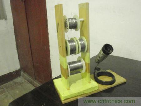 成本幾乎為零，三層錫絲架DIY