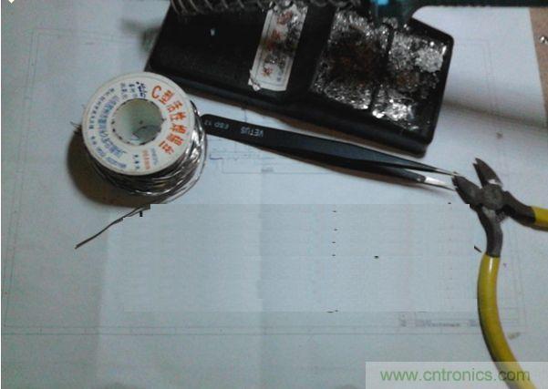 移動電源DIY:將電池升壓至5V給手機(jī)充電