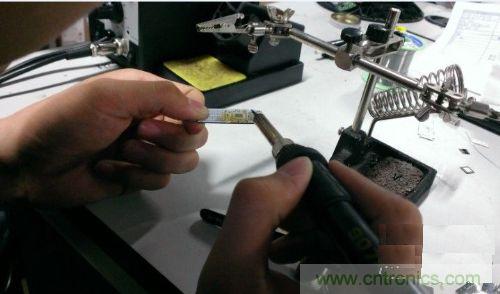 制作U盤全過(guò)程,由PCB做起