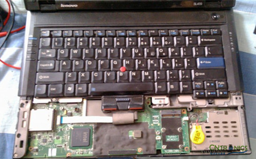 創意DIY:將筆記本大卸八塊做成臺式機!