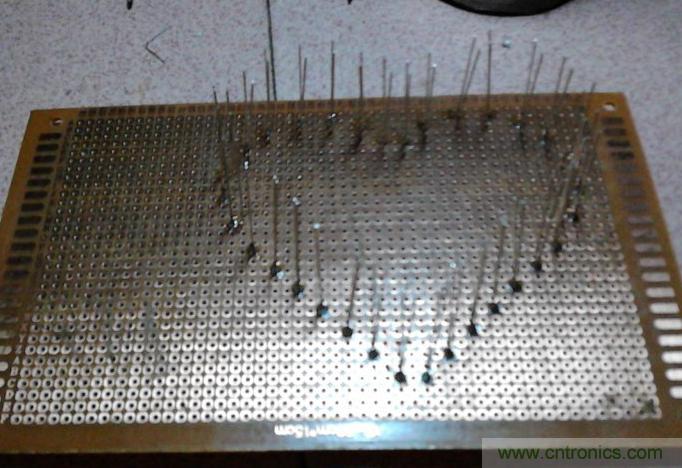 三八節將至！DIY心形LED流水燈！你們懂的~