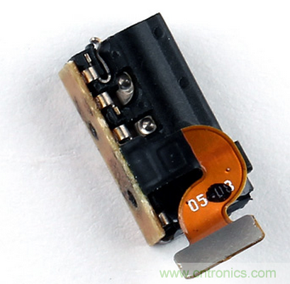 真文藝還是假噱頭? 走進努比亞My Prague的“內芯”世界