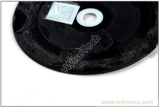 MOTO 360二代智能手表拆解:只有細節,沒有亮點