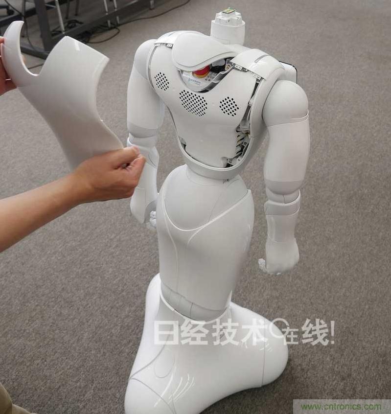 拆解筆記本不過癮,那就來拆拆日本情感機器人吧!