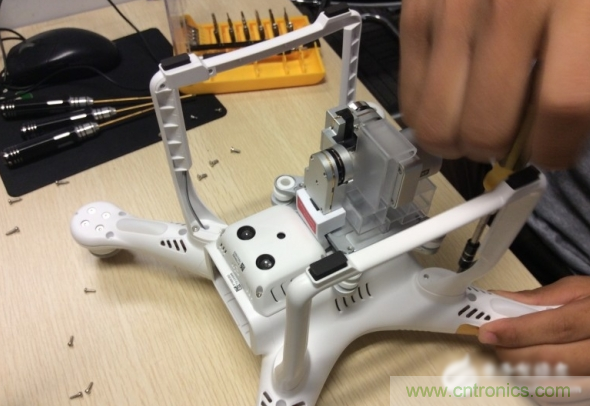 真飛機拆不著，那就來拆拆無人機&ldquo;鼻祖&rdquo;大疆吧！