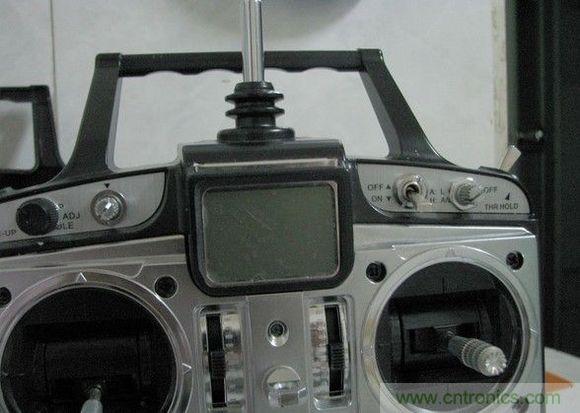 無人機 DIY 制作全過程，酷得不要不要的！