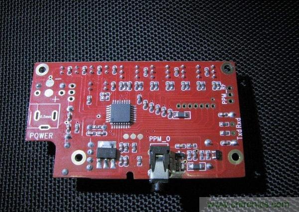 無人機 DIY 制作全過程，酷得不要不要的！