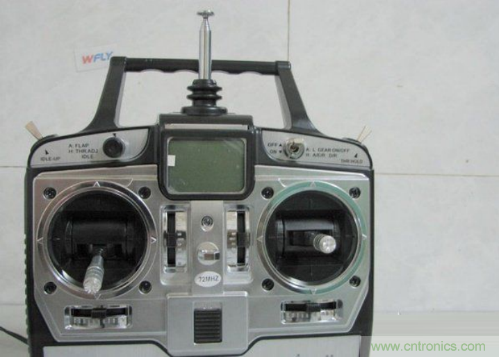 無人機 DIY 制作全過程，酷得不要不要的！