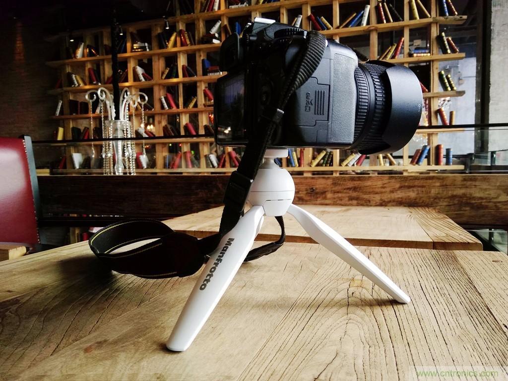 逼格滿滿的相機便攜三腳架,三足鼎立才安全