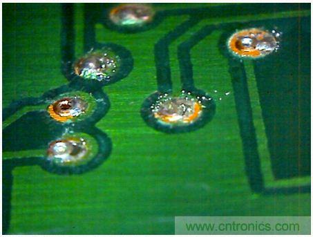 (多圖) 圖文并茂:在家制作高質量雙面PCB板