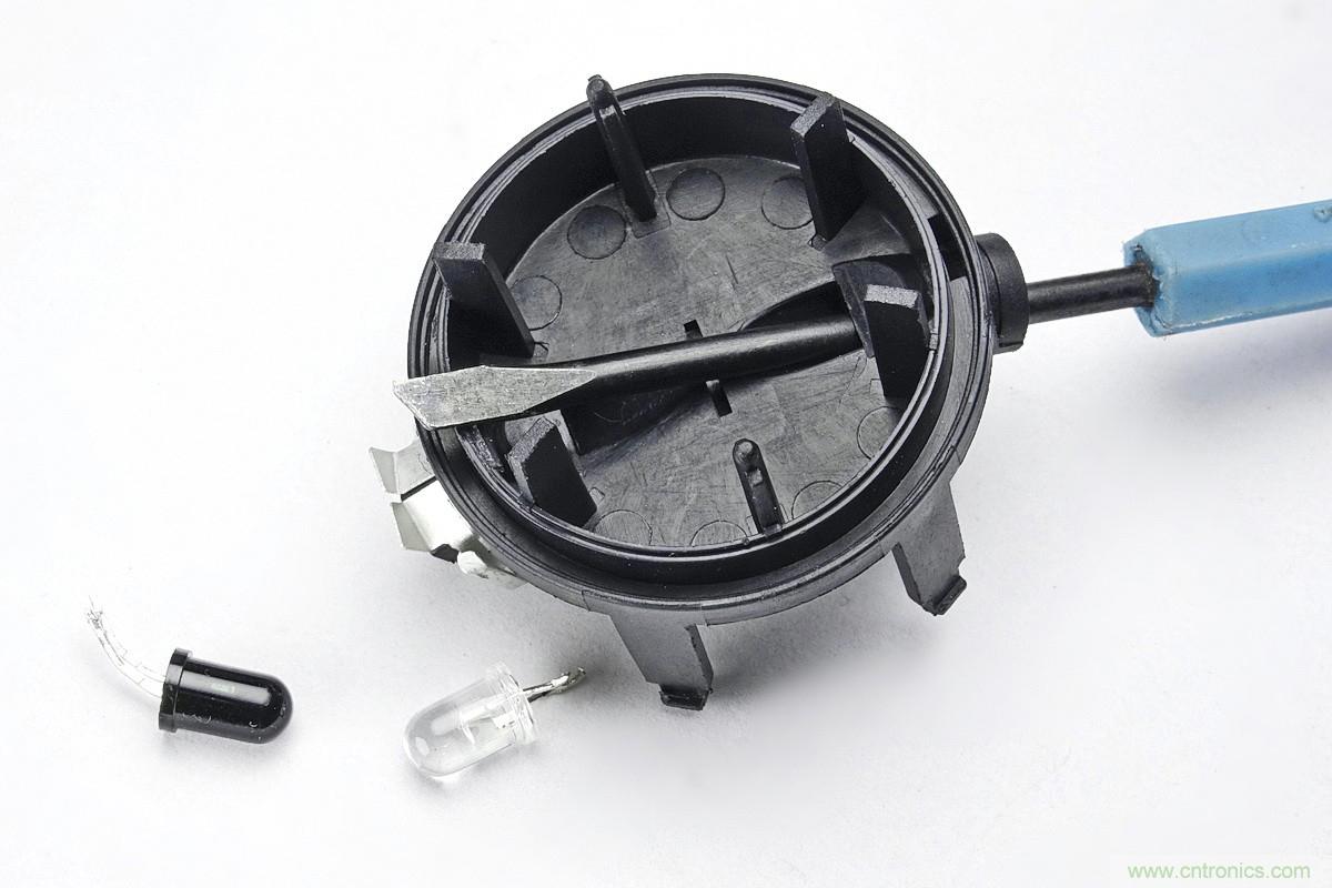 小米煙霧報警器拆解：一顆電池可用五年是如何做到的？