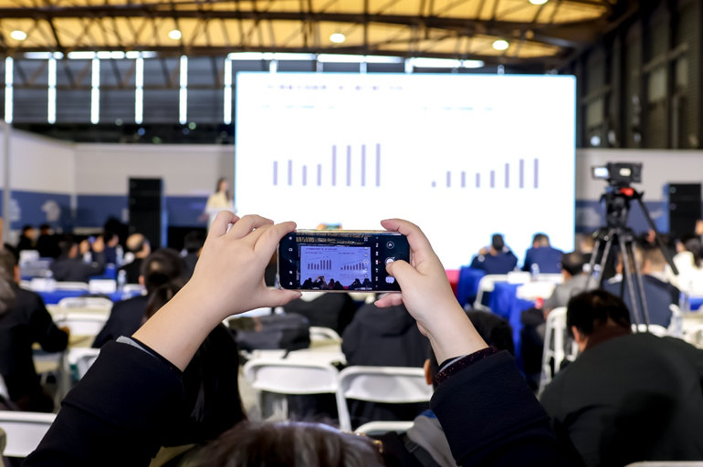 2025中國IC獨角獸論壇滬上啟幕，賦能半導體產業新未來